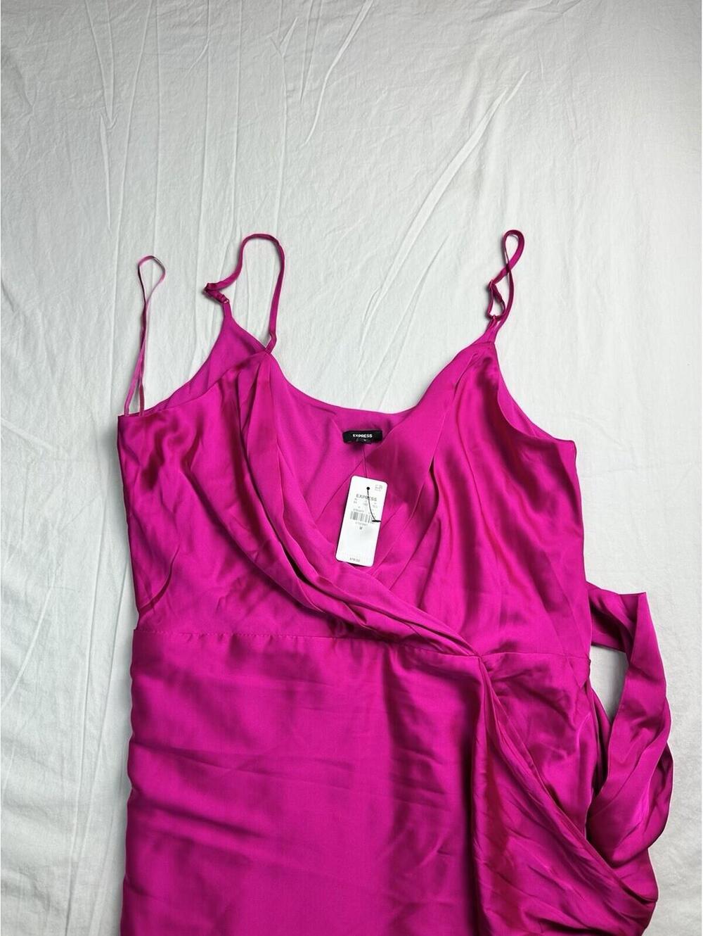 💖 Express Hot Pink Satin Wrap Midi Dress NWT Women M 11-14 💖 - Picture 6 of 10